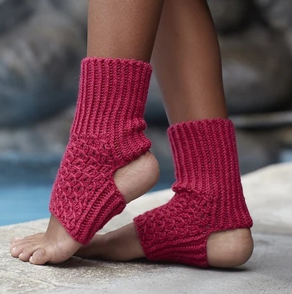 Red Knitted Yoga Pilates Socks With Spiral Ribbed Pattern 
