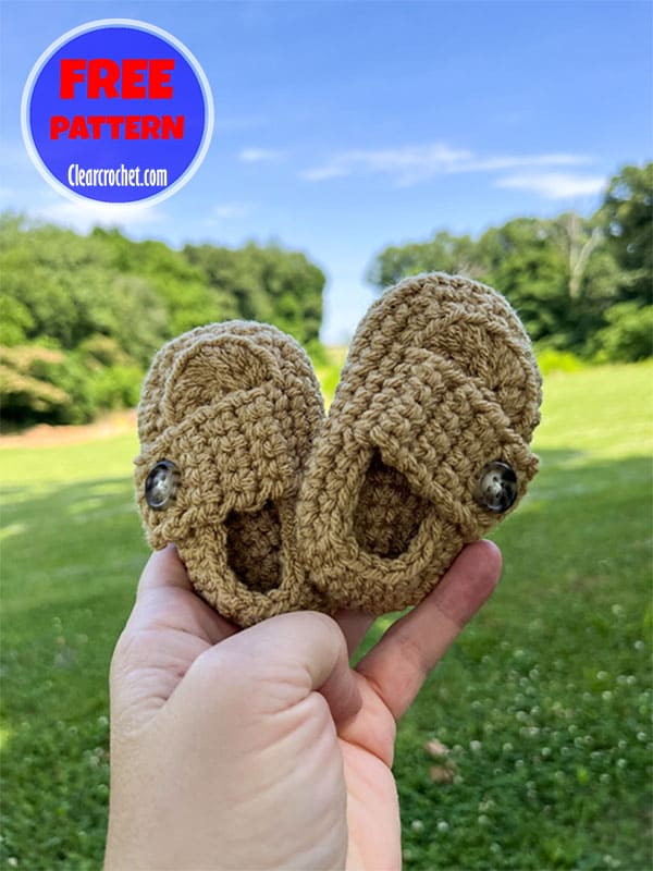 buttoned crochet baby loafers booties free pattern