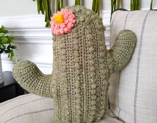 free-cactus-crochet-pillow-design%e2%80%8b-pattern