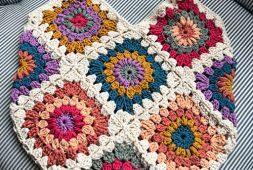 free-crochet-granny-square-tote-bag-pattern