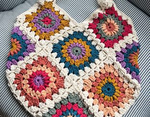 free-crochet-granny-square-tote-bag-pattern