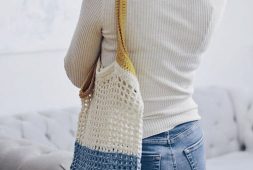 one-piece-mesh-crochet-beach-bag-free-pattern