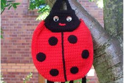 unique-ladybug-crochet-backpack-free-pattern