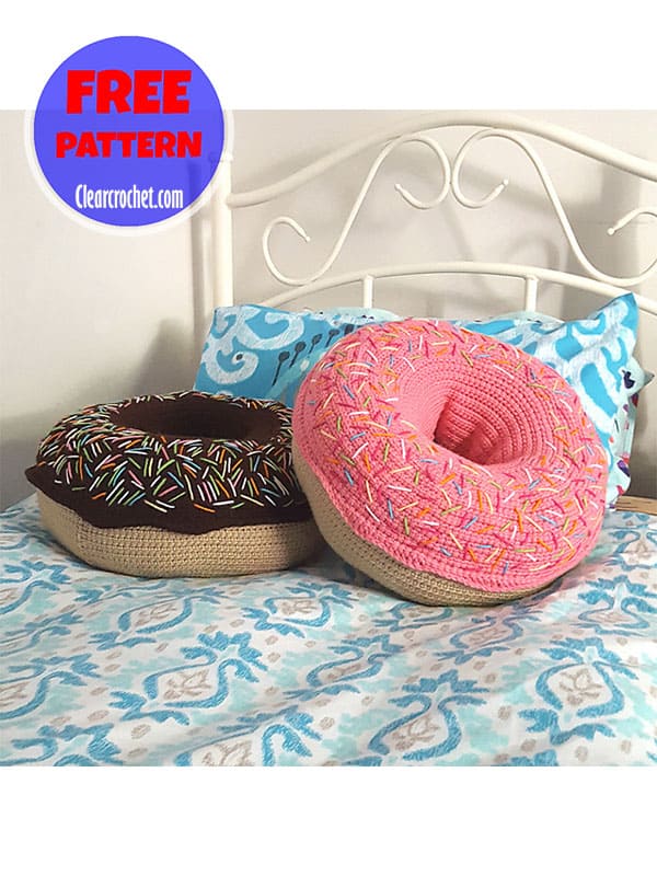 crochet doughnut pillow (2)