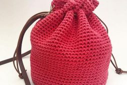 easy-crochet-drawstring-bucket-bag-free-pattern