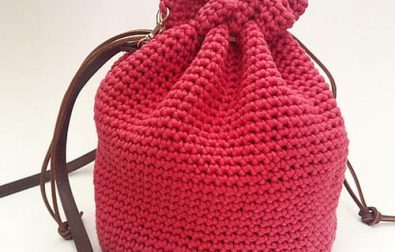 easy-crochet-drawstring-bucket-bag-free-pattern